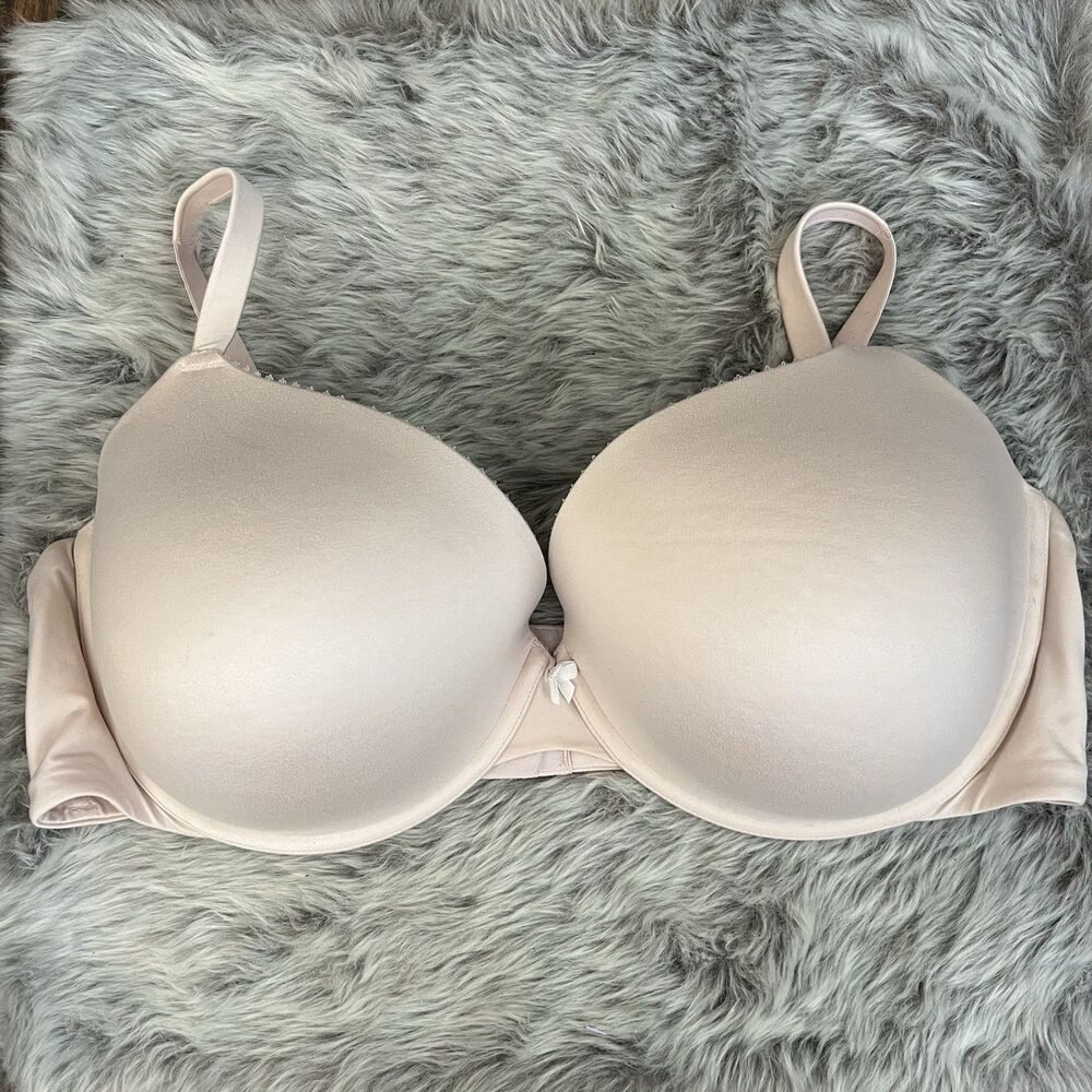 Torrid Bra 48DDD Plunge Smooth Push-up Plunge